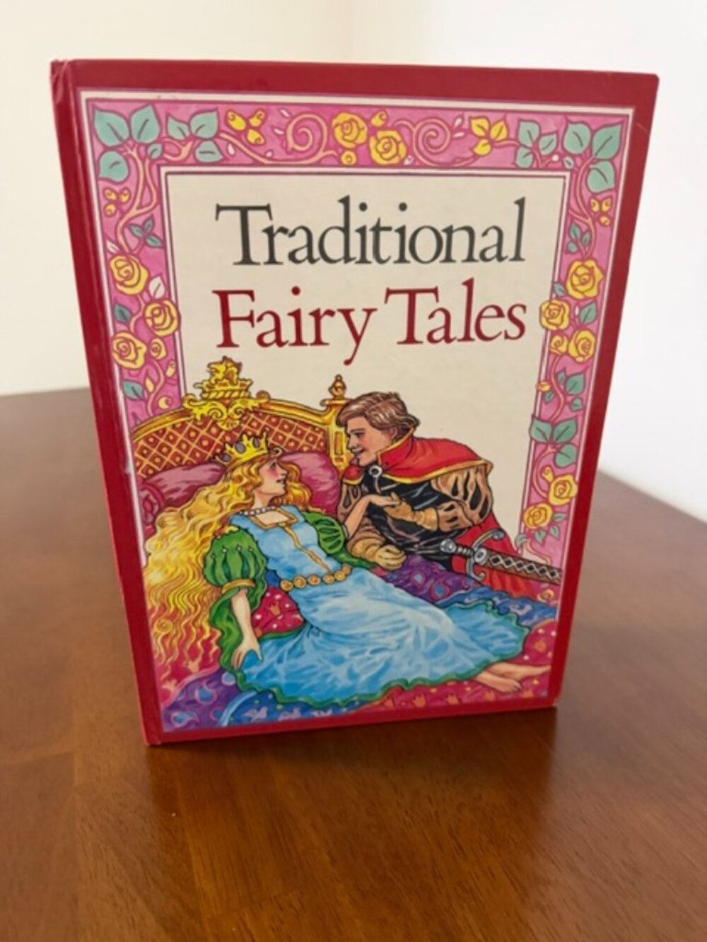 VTG 1987 Traditional Fairy Tales Derrydale Books Hardcover Children’s Book